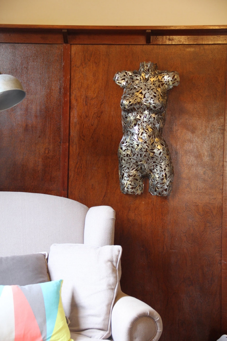 Illustration de l'article : Ce que cet artiste r&eacute;alise avec des cl&eacute;s et des pi&egrave;ces de monnaie va vous laisser bouche b&eacute;e