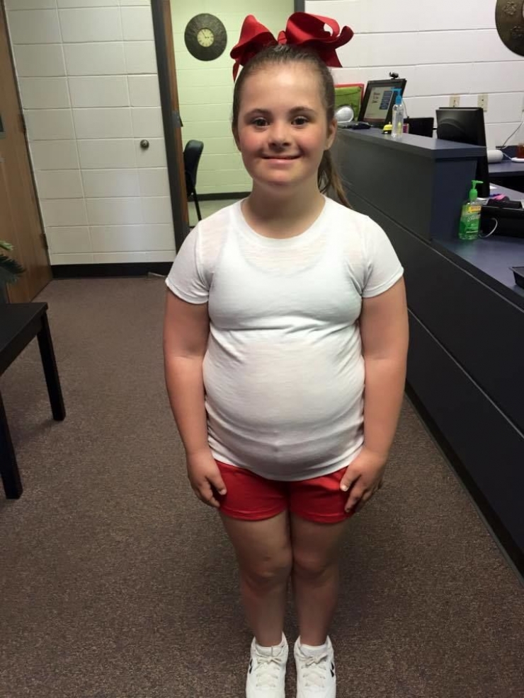 Illustration de l'article : Cette petite princesse atteinte du syndrome de Down vient de recevoir une super nouvelle et sa r&eacute;action met du baume au coeur !