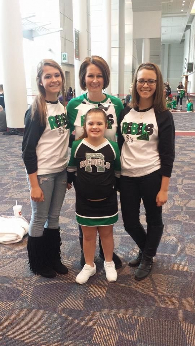 Illustration de l'article : Cette petite princesse atteinte du syndrome de Down vient de recevoir une super nouvelle et sa r&eacute;action met du baume au coeur !