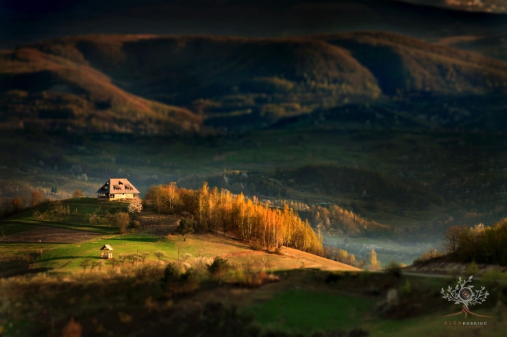 Illustration de l'article : Aubes et cr&eacute;puscules de Transylvanie, par Alex Robciuc. Des clich&eacute;s magnifiques !