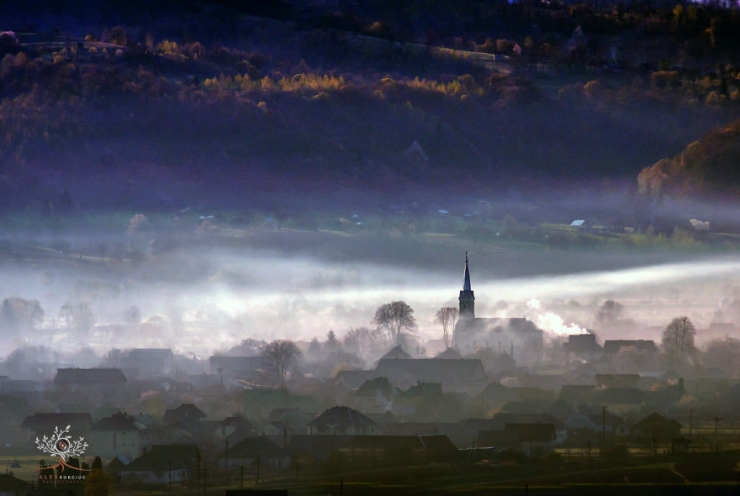 Illustration de l'article : Aubes et cr&eacute;puscules de Transylvanie, par Alex Robciuc. Des clich&eacute;s magnifiques !