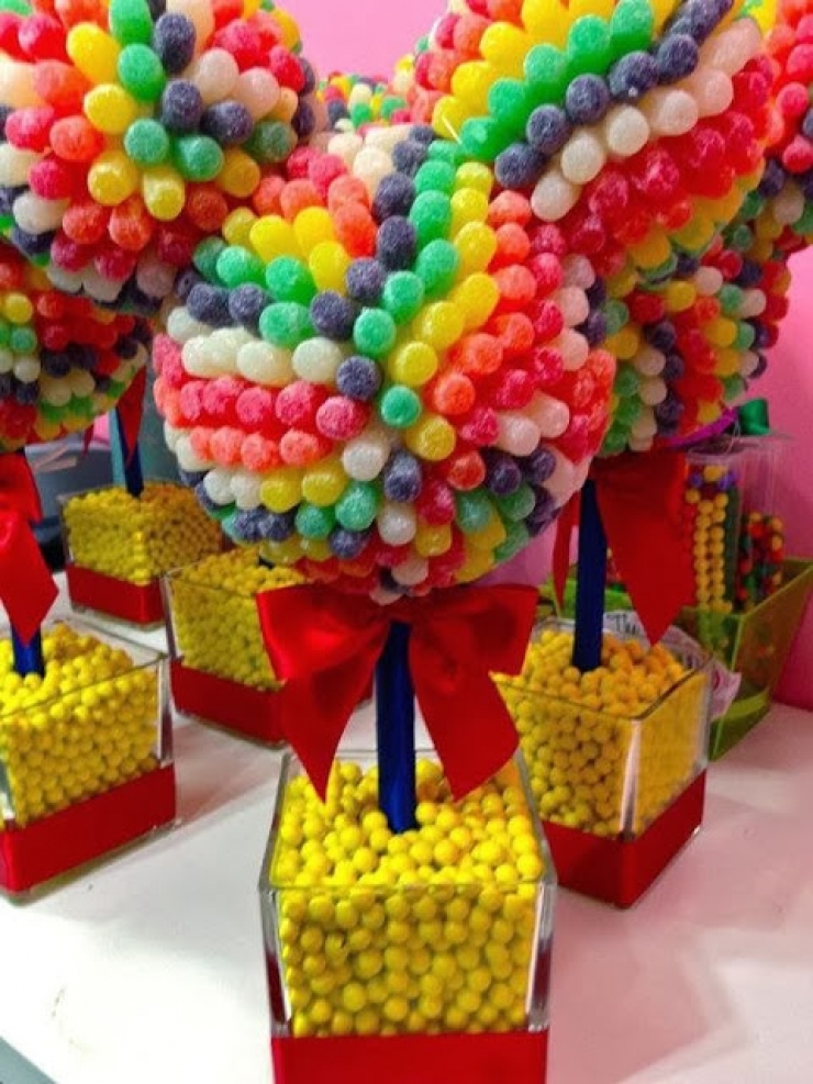 Illustration de l'article : Ces 29 centres de table devraient vous plaire si vous pr&eacute;parez une f&ecirc;te d'enfant !