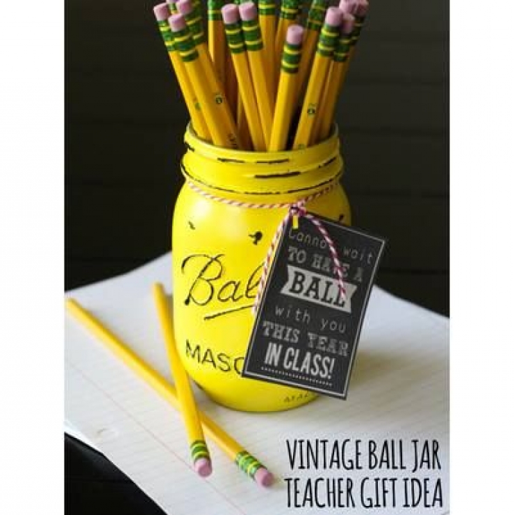 Illustration de l'article : Ces 29 centres de table devraient vous plaire si vous pr&eacute;parez une f&ecirc;te d'enfant !