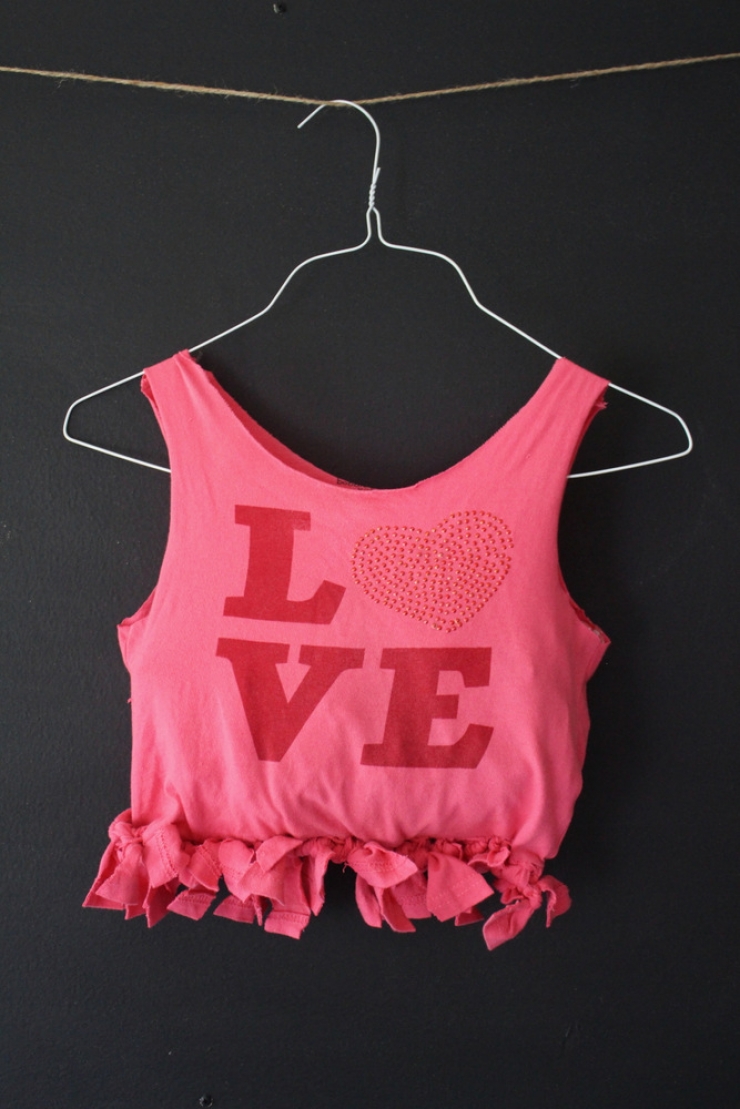 модный топ своими руками. топ из майки. тканевые топики. топ из старой футболки. топ из футболки.