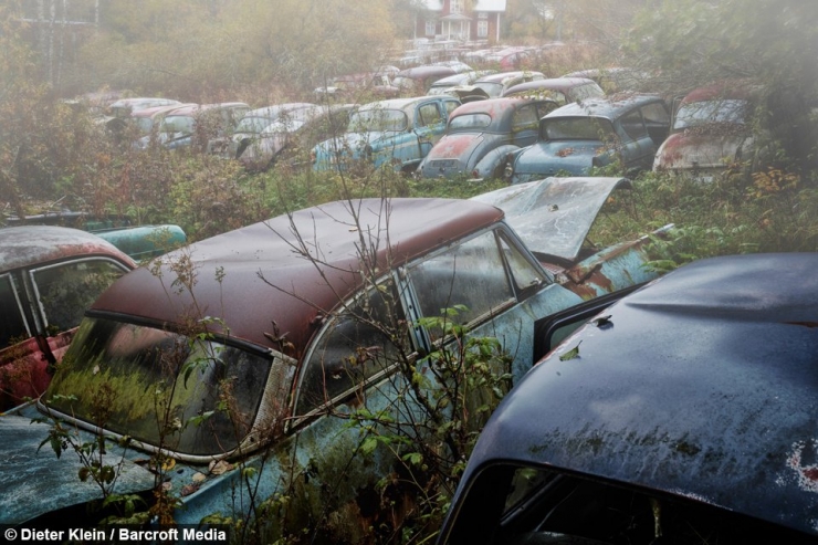 Illustration de l'article : Les cimeti&egrave;res automobiles photographi&eacute;s par Dieter Klein ! Des clich&eacute;s impressionnants !