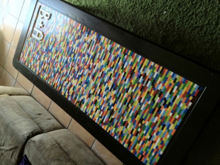 Illustration de l'article : Trouvez votre bonheur dans cette s&eacute;lection de cr&eacute;ations &agrave; base de Lego. Objets et meubles originaux !