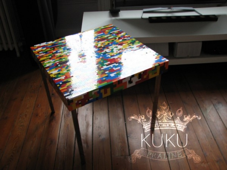 Illustration de l'article : Trouvez votre bonheur dans cette s&eacute;lection de cr&eacute;ations &agrave; base de Lego. Objets et meubles originaux !