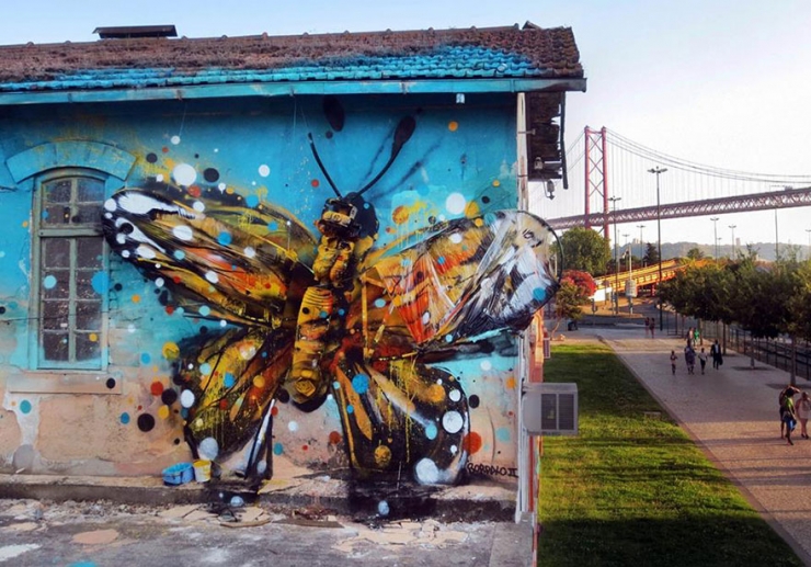 Illustration de l'article : C'est à travers des sculptures murales qu'il dénonce le gaspillage et la pollution (14 photos)