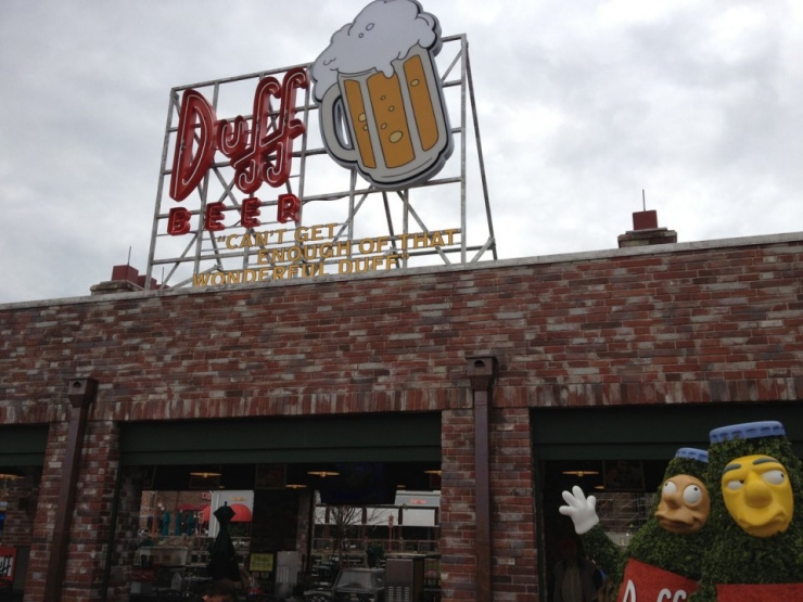 Illustration de l'article : Le parc d'attraction des Simpson vient d'ouvrir ses portes... Petite visite guid&eacute;e !