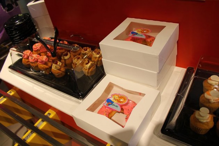 Illustration de l'article : Le parc d'attraction des Simpson vient d'ouvrir ses portes... Petite visite guid&eacute;e !