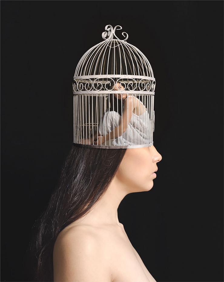 Illustration de l'article : Elle r&eacute;alise des photos qui d&eacute;crivent ce que lui provoque son anxi&eacute;t&eacute;... C&rsquo;est prenant !