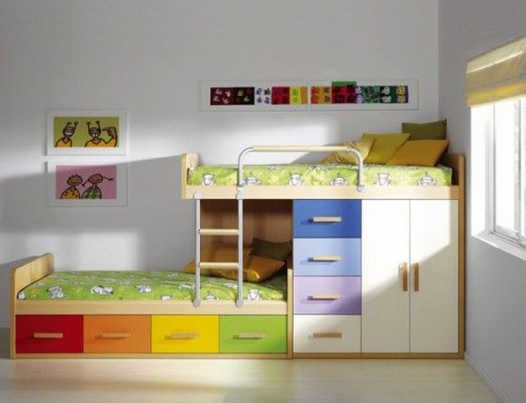 Illustration de l'article : 25 Id&eacute;es de chambres partag&eacute;es pour des enfants... Gain de place, bonjour !