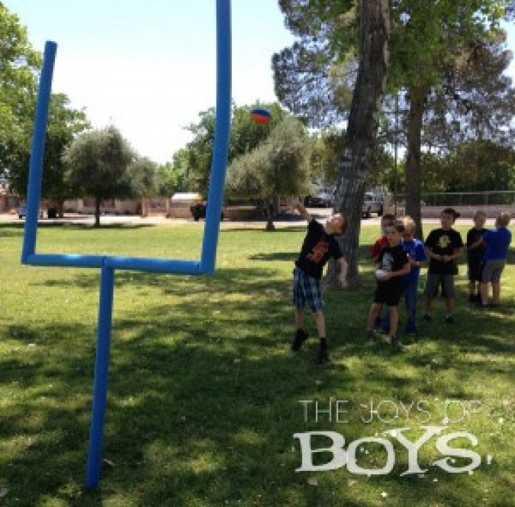 Illustration de l'article : Besoin d'id&eacute;es de r&eacute;alisations &agrave; faire &agrave; partir de boutons ? Cette s&eacute;rie devrait vous int&eacute;resser ! 