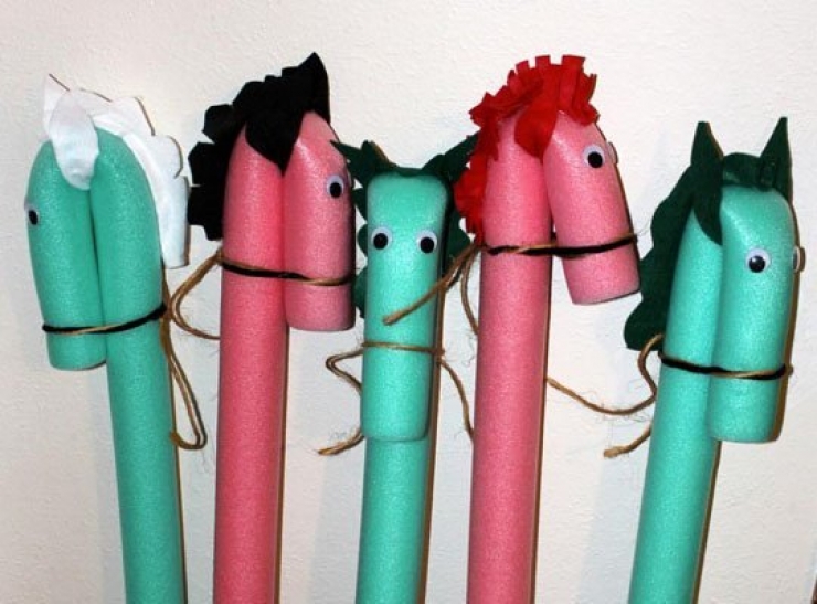 Illustration de l'article : Besoin d'id&eacute;es de r&eacute;alisations &agrave; faire &agrave; partir de boutons ? Cette s&eacute;rie devrait vous int&eacute;resser ! 