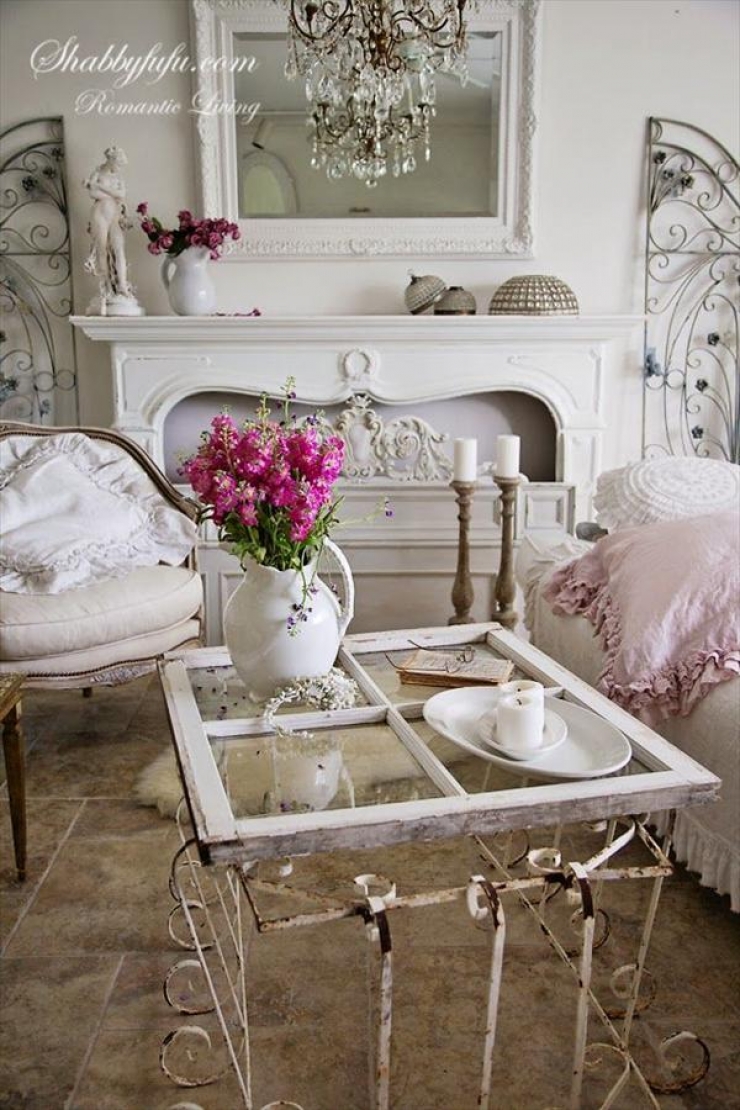 Illustration de l'article : Besoin d'une table basse originale ou insolite ? Ces 41 images devraient vous plaire !