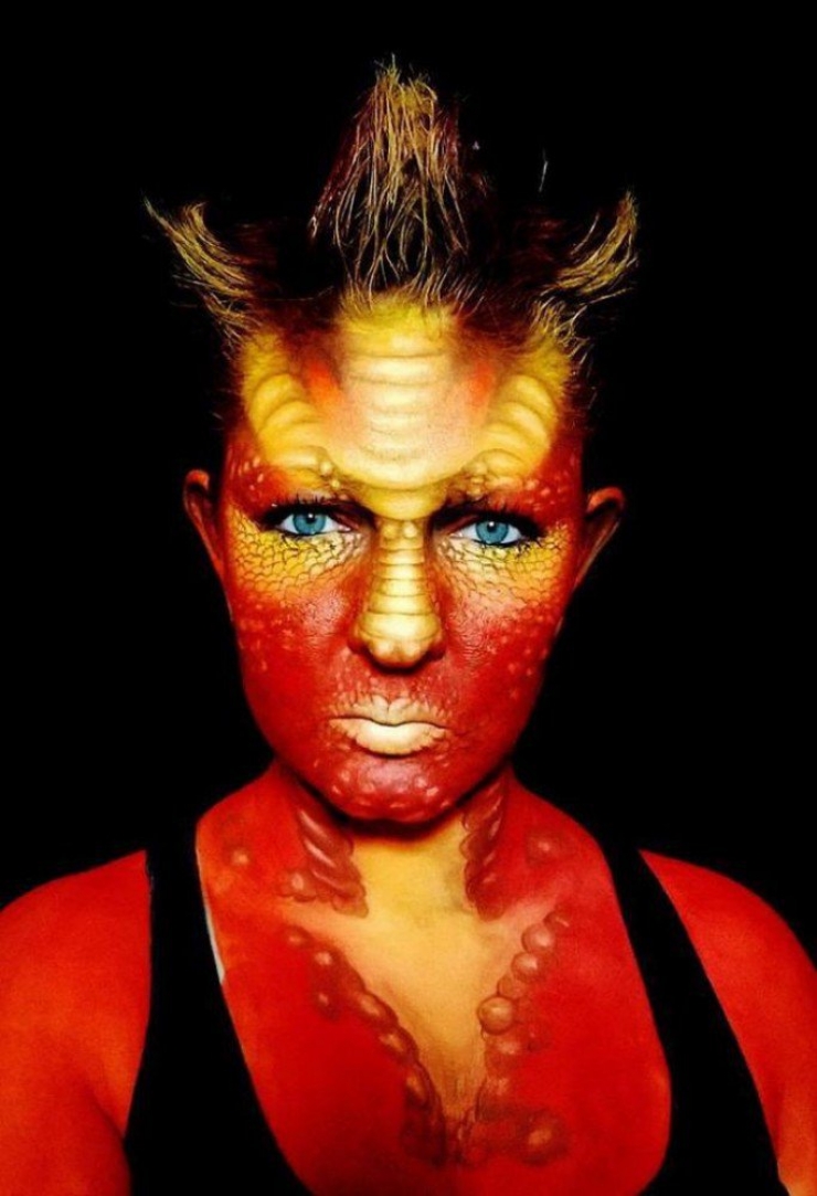 Illustration de l'article : Nikki Shelley est une artiste spécialisée dans les maquillages d'Halloween... Zoom sur 30 de ses plus belles réalisations !