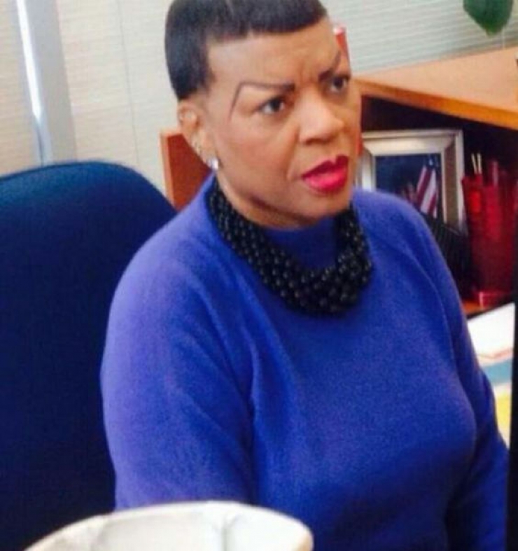 Illustration de l'article : 28 personnes qui ont fait n'importe quoi de leurs sourcils