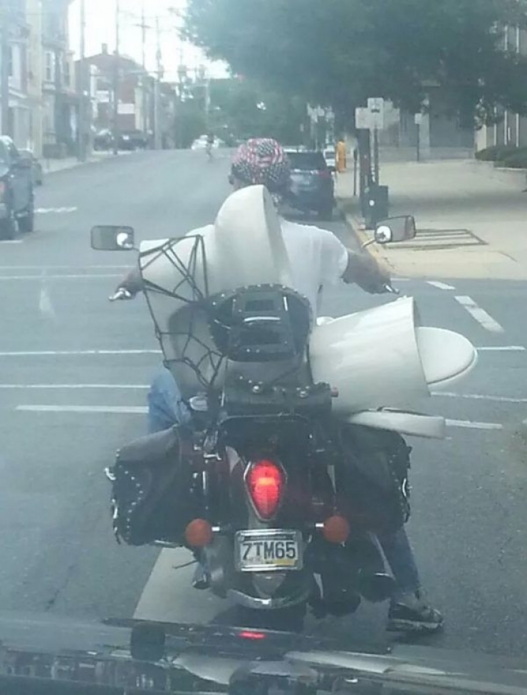 Illustration de l'article : 16 personnes qui ont abusé sur leur moyen de transport