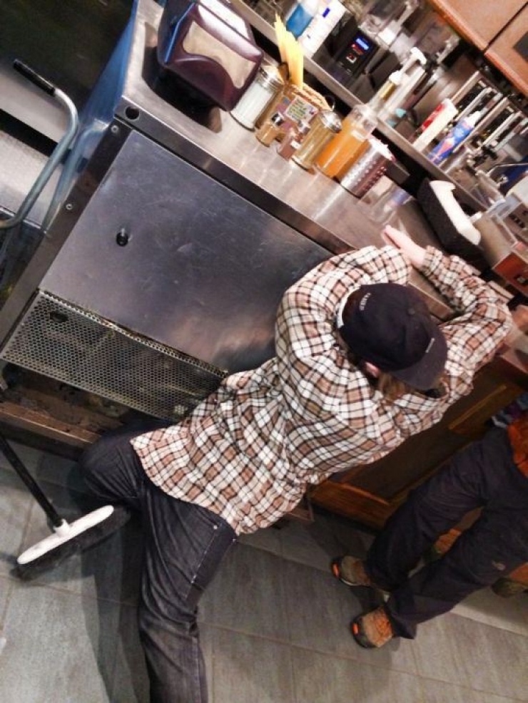 Illustration de l'article : 20 personnes qui ont passé une très mauvaise soirée !