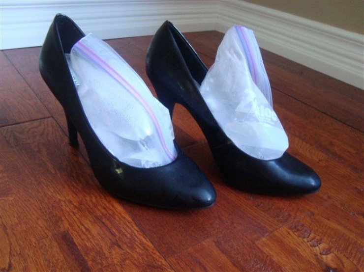 Illustration de l'article : 14 astuces pour vous vous aider à prendre soin de vos vêtements ! Le truc avec le trombone est excellent...