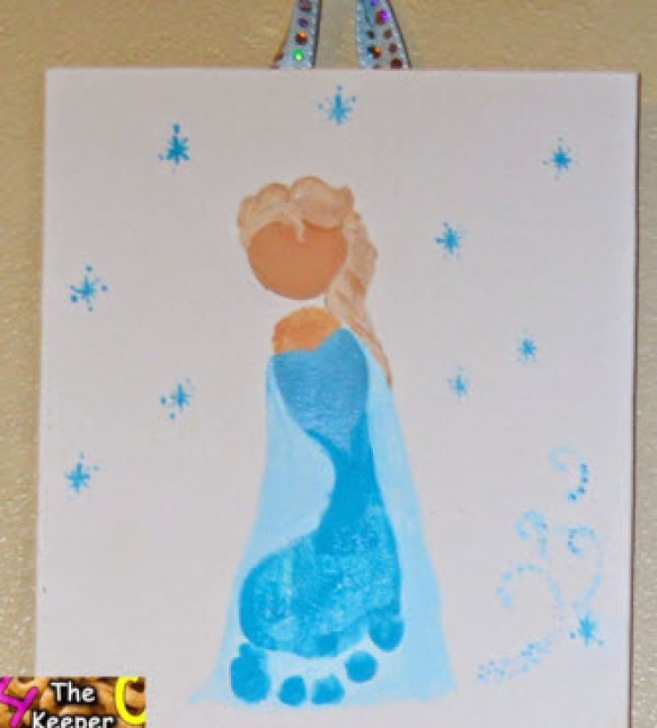 Illustration de l'article : Faites plaisir aux enfants avec ces 16 bricolages autour d'Elsa, La Reine Des Neiges&hellip; 