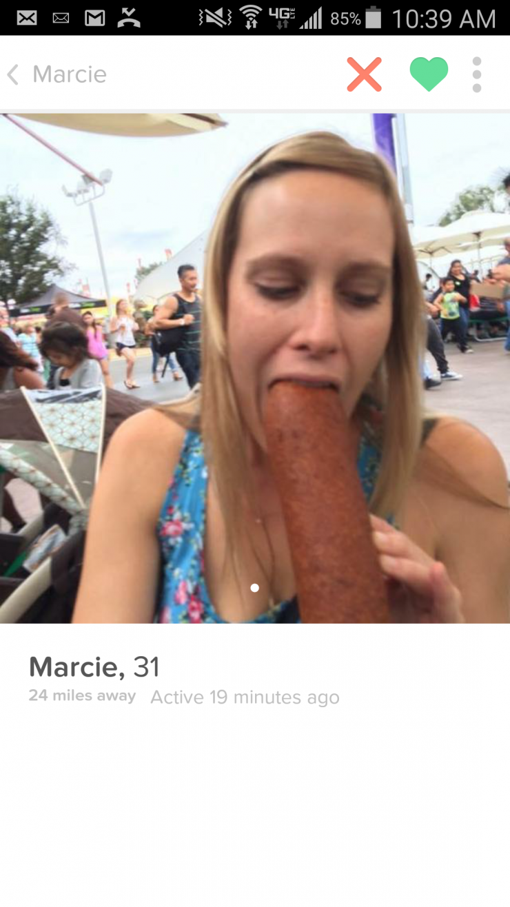 Illustration de l'article : Ces 22 femmes utilisent des photos d'elles horribles pour draguer sur les sites de rencontres !