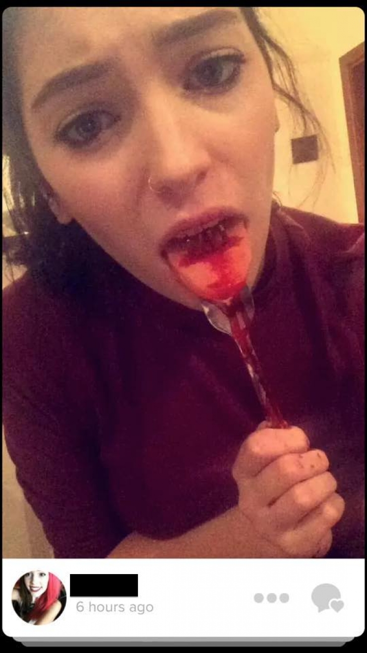 Illustration de l'article : Ces 22 femmes utilisent des photos d'elles horribles pour draguer sur les sites de rencontres !