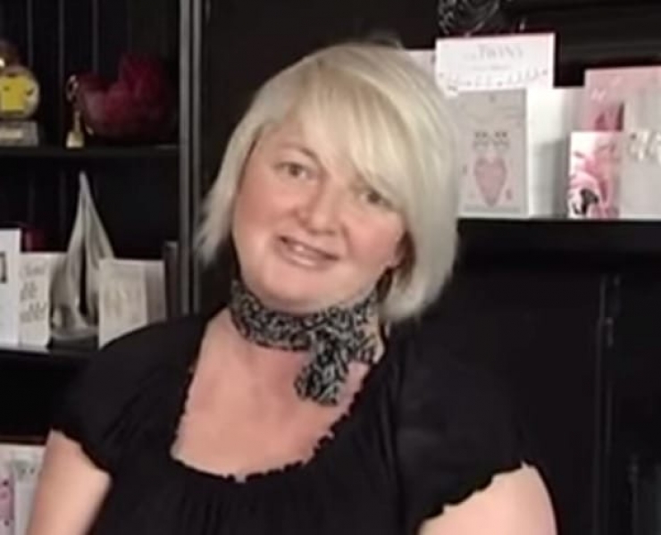 Illustration de l'article : Déjà mère de jumeaux à deux reprises, voici ce que les médecins ont trouvé dans son ventre, 10 ans plus tard...