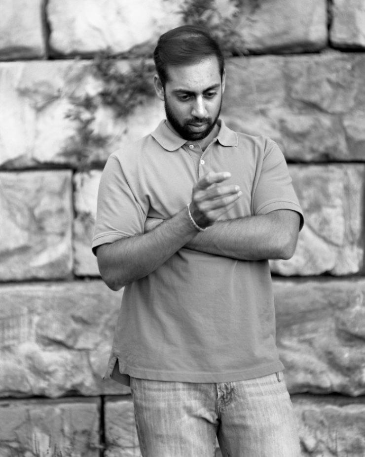 Illustration de l'article : Ce photographe retire les portables pr&eacute;sents sur ses photos pour montrer &agrave; quel point nous sommes devenus accros...