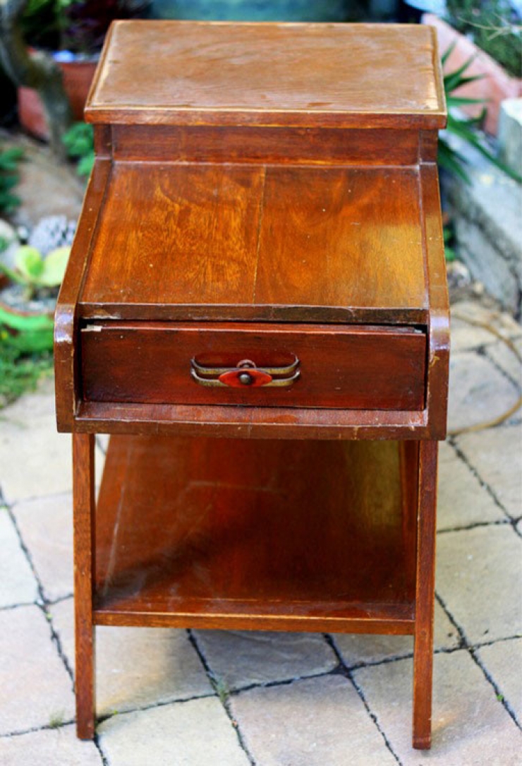 Illustration de l'article : Customiser ses vieux meubles sans avoir à les sabler