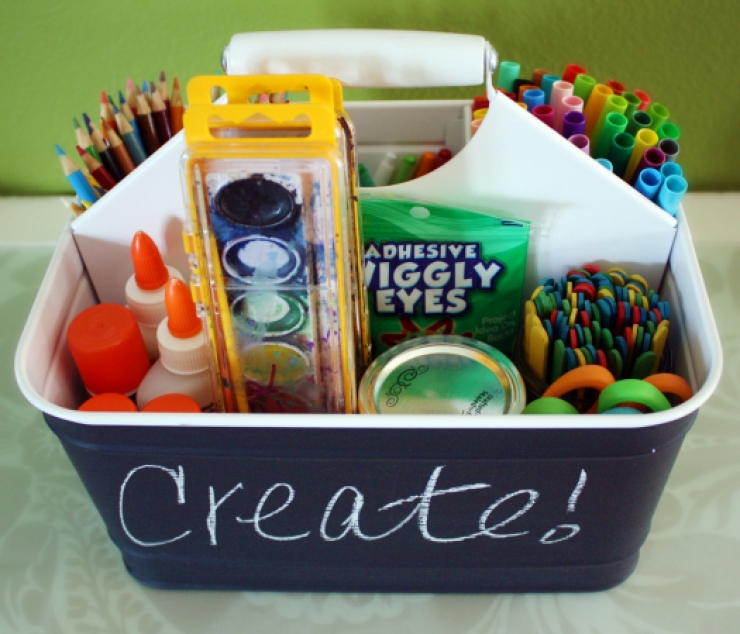 Illustration de l'article : Voici 15 astuces pour arranger un petit coin bricolages à vos enfants !