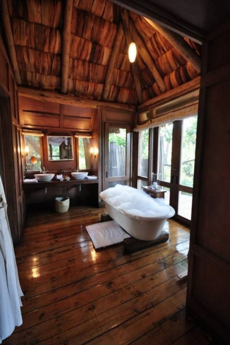 Illustration de l'article : Envie d'une salle de bain rustique ? Ces 35 photos devraient vous inspirer...