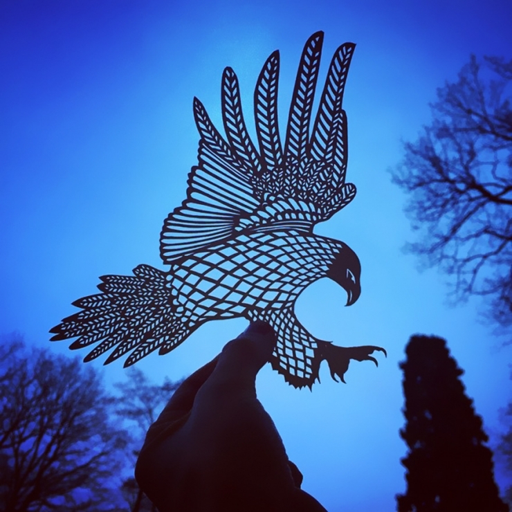 Illustration de l'article : De magnifiques silhouettes d'animaux en papier découpé, par Jo Chorny