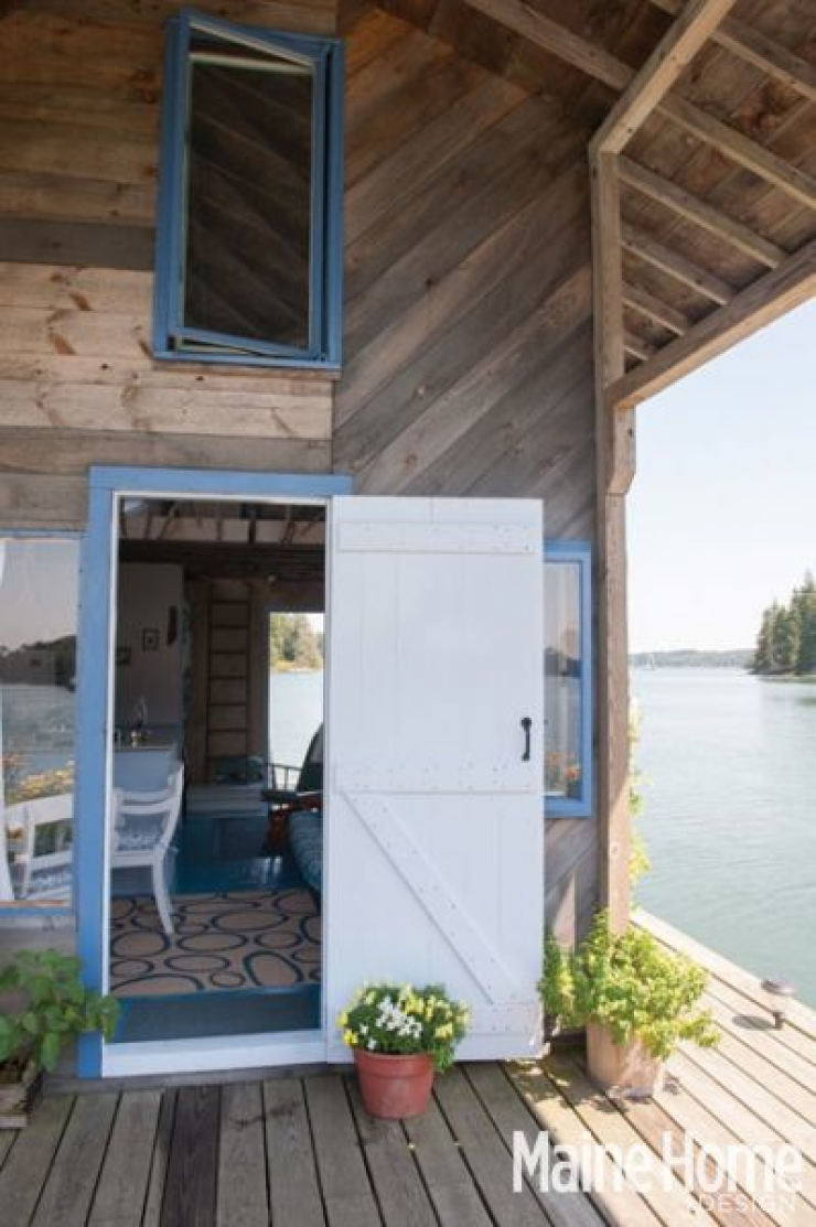 Illustration de l'article : Il se créent une petite maison de rêve qui n'a l'air de rien à première vue, mais attendez de voir où elle se trouve...