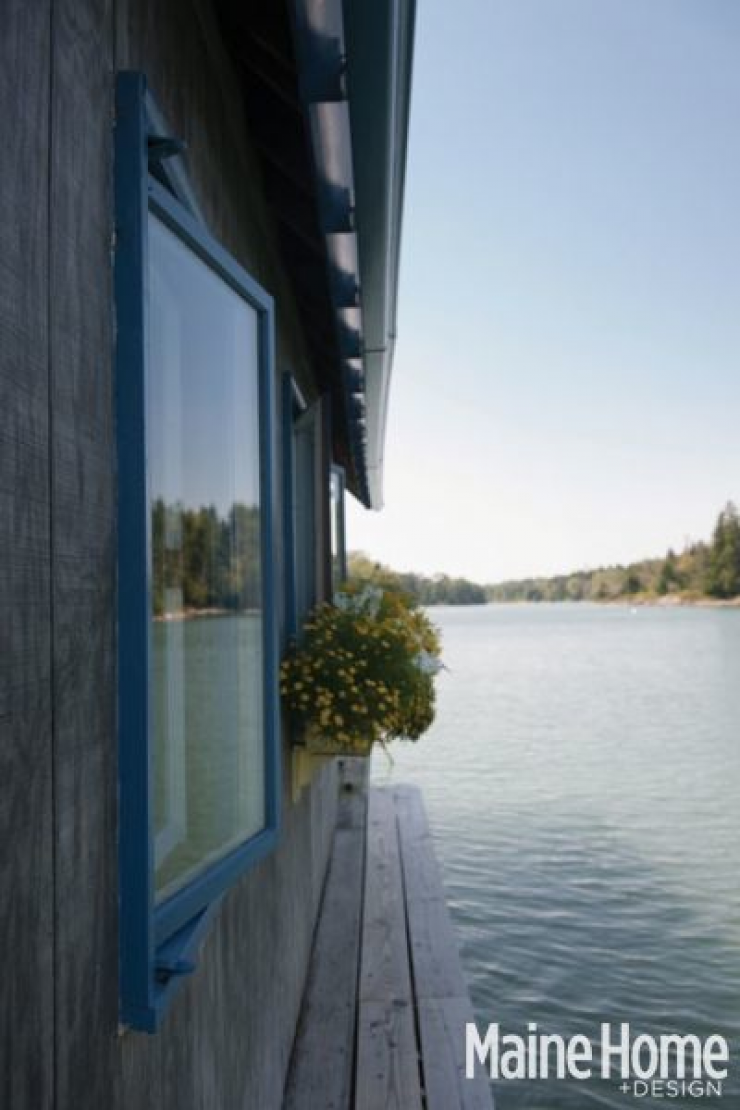 Illustration de l'article : Il se créent une petite maison de rêve qui n'a l'air de rien à première vue, mais attendez de voir où elle se trouve...