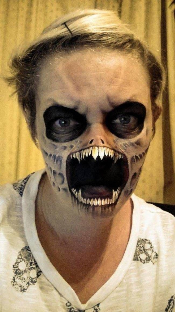 Illustration de l'article : Mesdames, voici 60 maquillages Halloween pour votre inspiration...