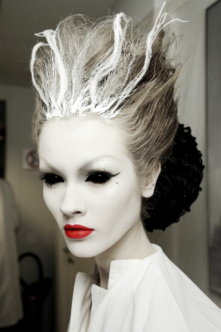 Illustration de l'article : Mesdames, voici 60 maquillages Halloween pour votre inspiration...