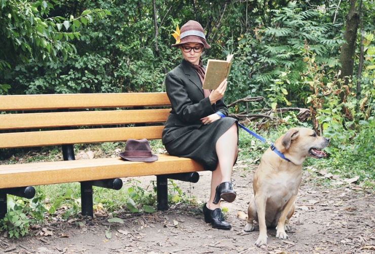 Illustration de l'article : Pour leurs photos d'engagement, ils recréent une scène culte des 101 Dalmatiens