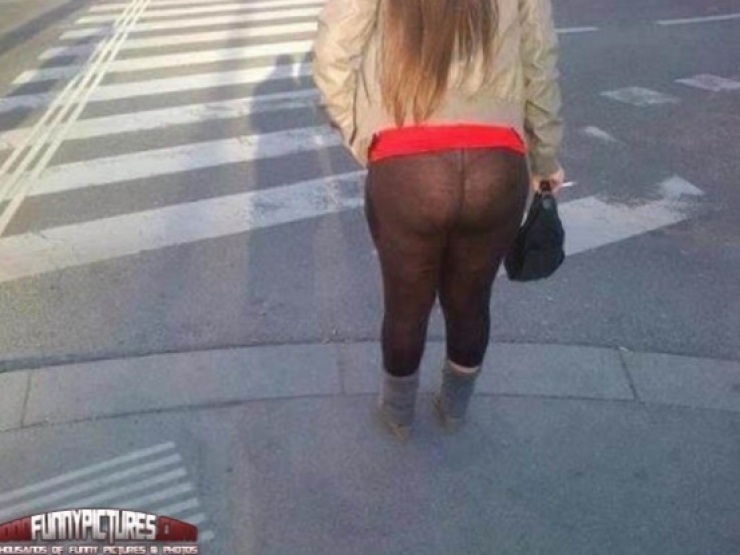 Illustration de l'article : 8 photos qui prouvent que les leggins ne sont peut-&ecirc;tre pas faits pour tout le monde...