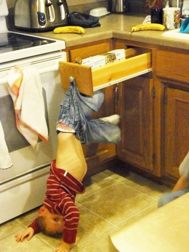 Illustration de l'article : 28 photos qui prouvent qu'un parent doit TOUJOURS avoir un oeil sur ses enfants...