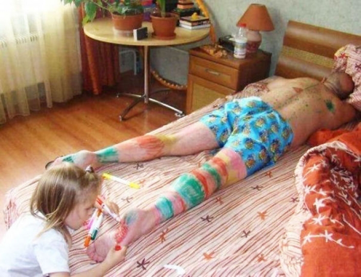 Illustration de l'article : 28 photos qui prouvent qu'un parent doit TOUJOURS avoir un oeil sur ses enfants...
