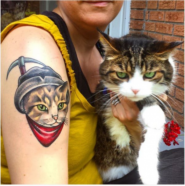 Illustration de l'article : Ces personnes qui ont choisi de se faire tatouer les portraits de leurs chats adorés