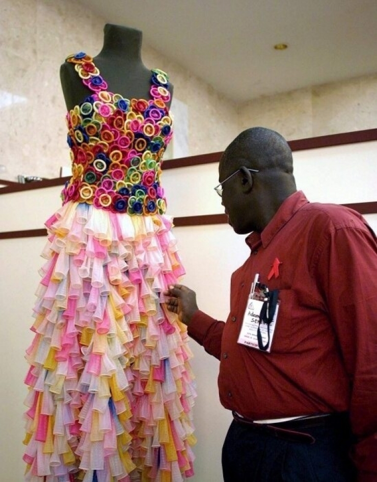 Illustration de l'article : Top 26 des robes de mariées les plus bizarres du moment... La dernière est vraiment trop glauque !