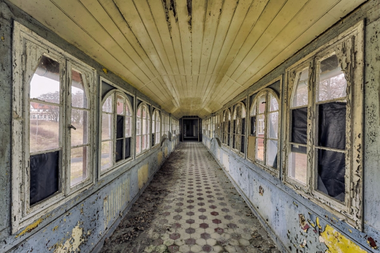 Illustration de l'article : Il parcourt l'Europe et photographie des lieux abandonnés ou ne s'aventurent pas les touristes…