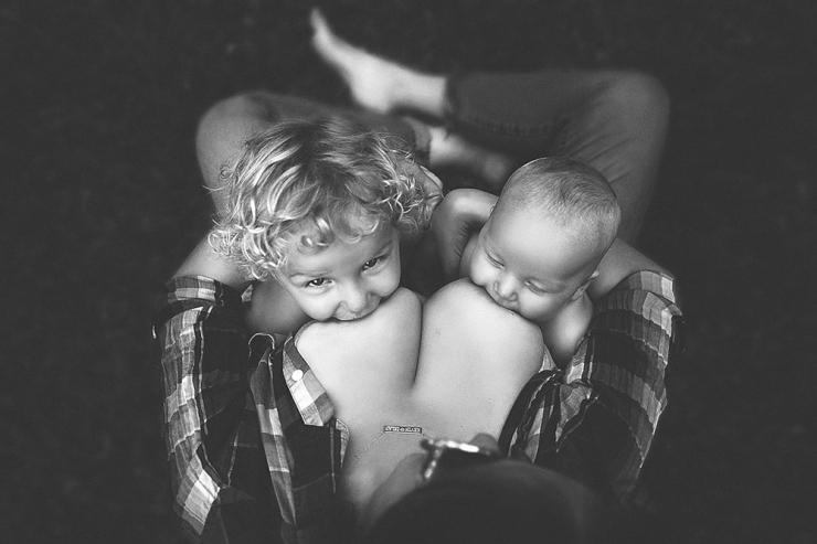 Illustration de l'article : 15 photos magnifiques qui rendent hommage aux femmes qui allaitent et qui nous rappellent à quel point c’est naturel...