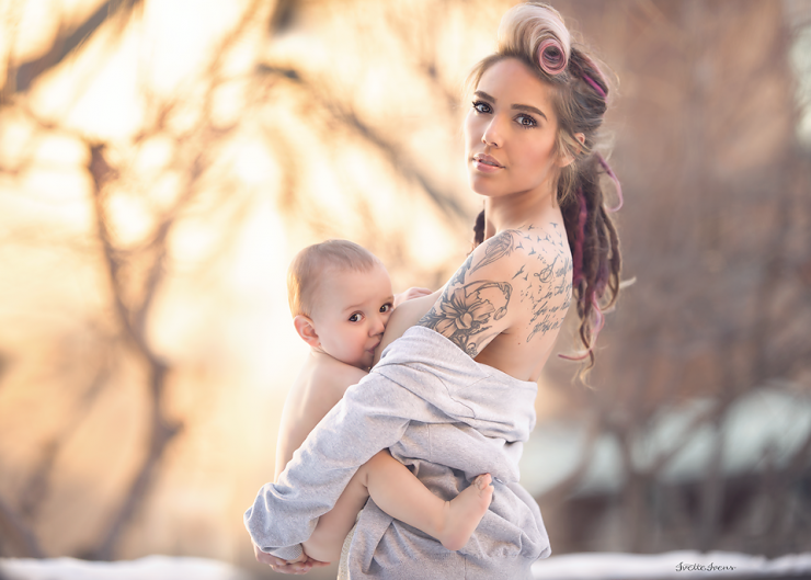 Illustration de l'article : 15 photos magnifiques qui rendent hommage aux femmes qui allaitent et qui nous rappellent à quel point c’est naturel...