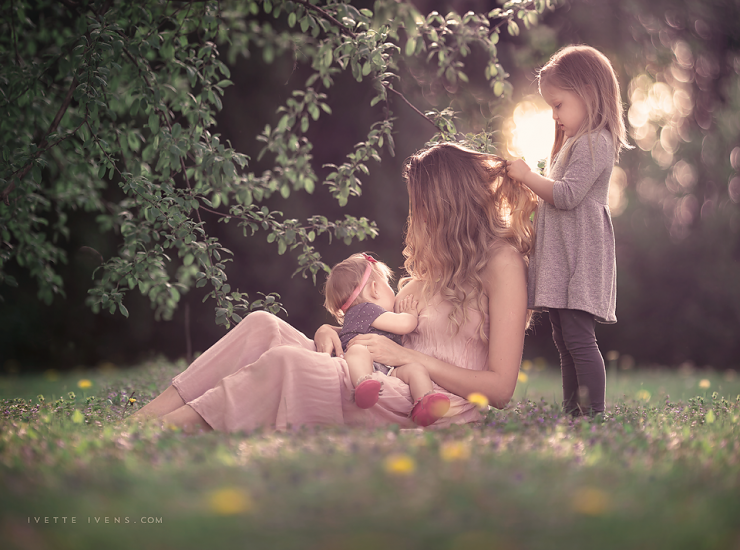 Illustration de l'article : 15 photos magnifiques qui rendent hommage aux femmes qui allaitent et qui nous rappellent à quel point c’est naturel...