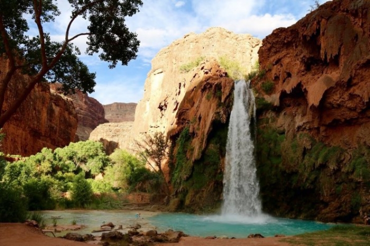 Illustration de l'article : Les chutes d&rsquo;Havasu, la beaut&eacute; sur terre qui  vaut absolument le d&eacute;tour   