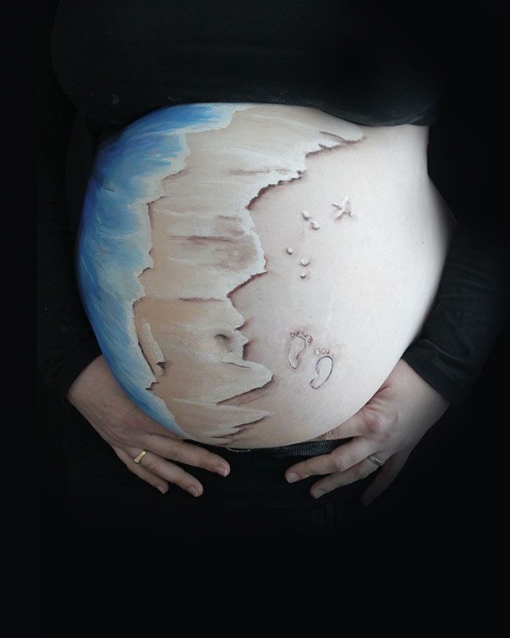 Illustration de l'article : Elles sont enceintes et se familiarisent avec le Belly Painting pour mettre leurs ventres en avant... C'est magnifique !