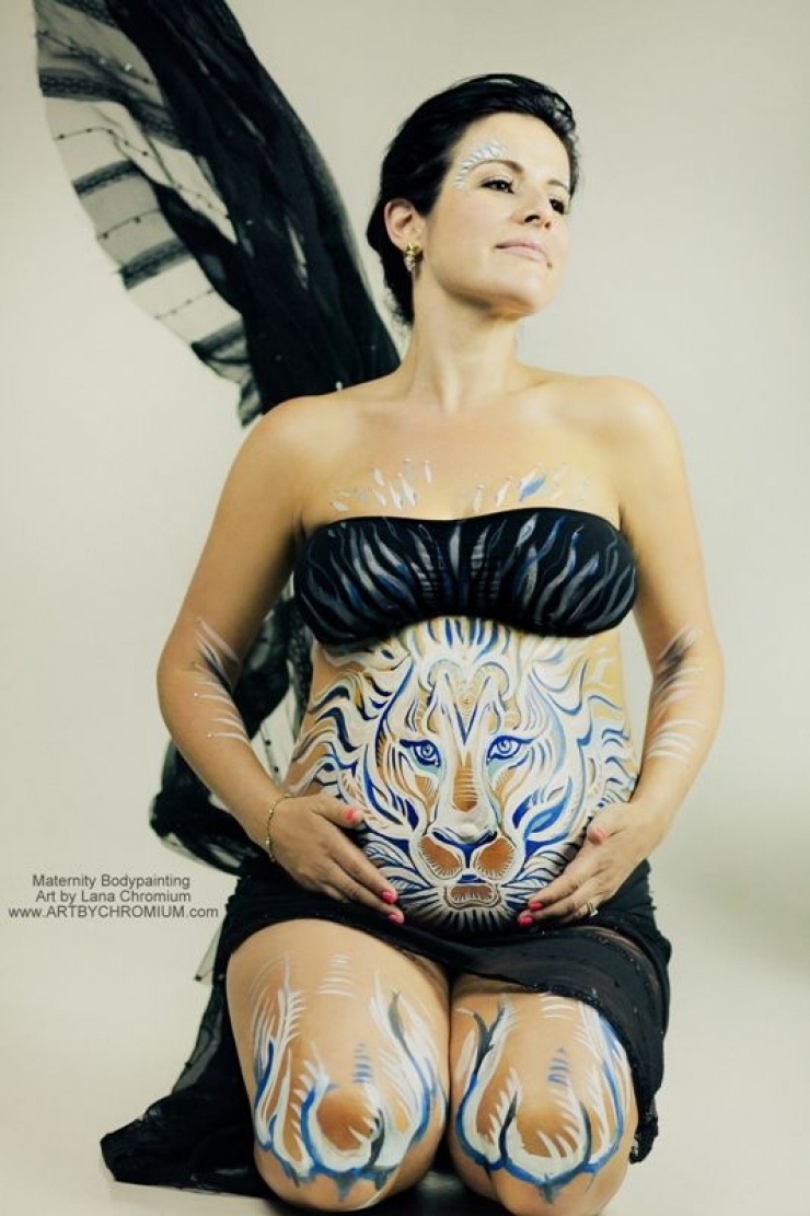 Illustration de l'article : Elles sont enceintes et se familiarisent avec le Belly Painting pour mettre leurs ventres en avant... C'est magnifique !